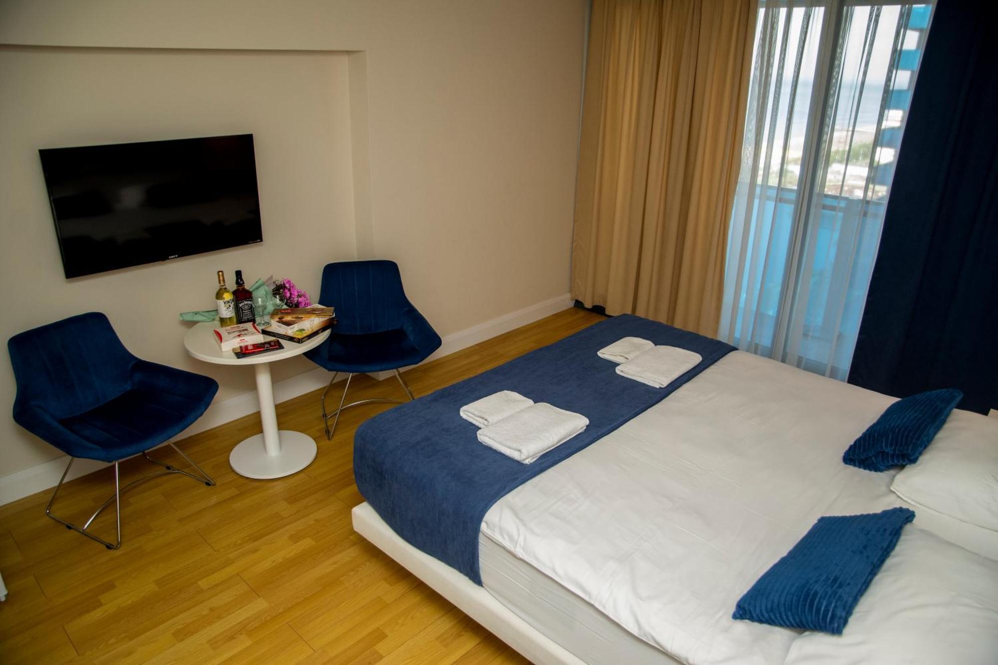 Downtown Centre In Batumi Aparthotel Orbi City In Batoemi Buitenkant foto