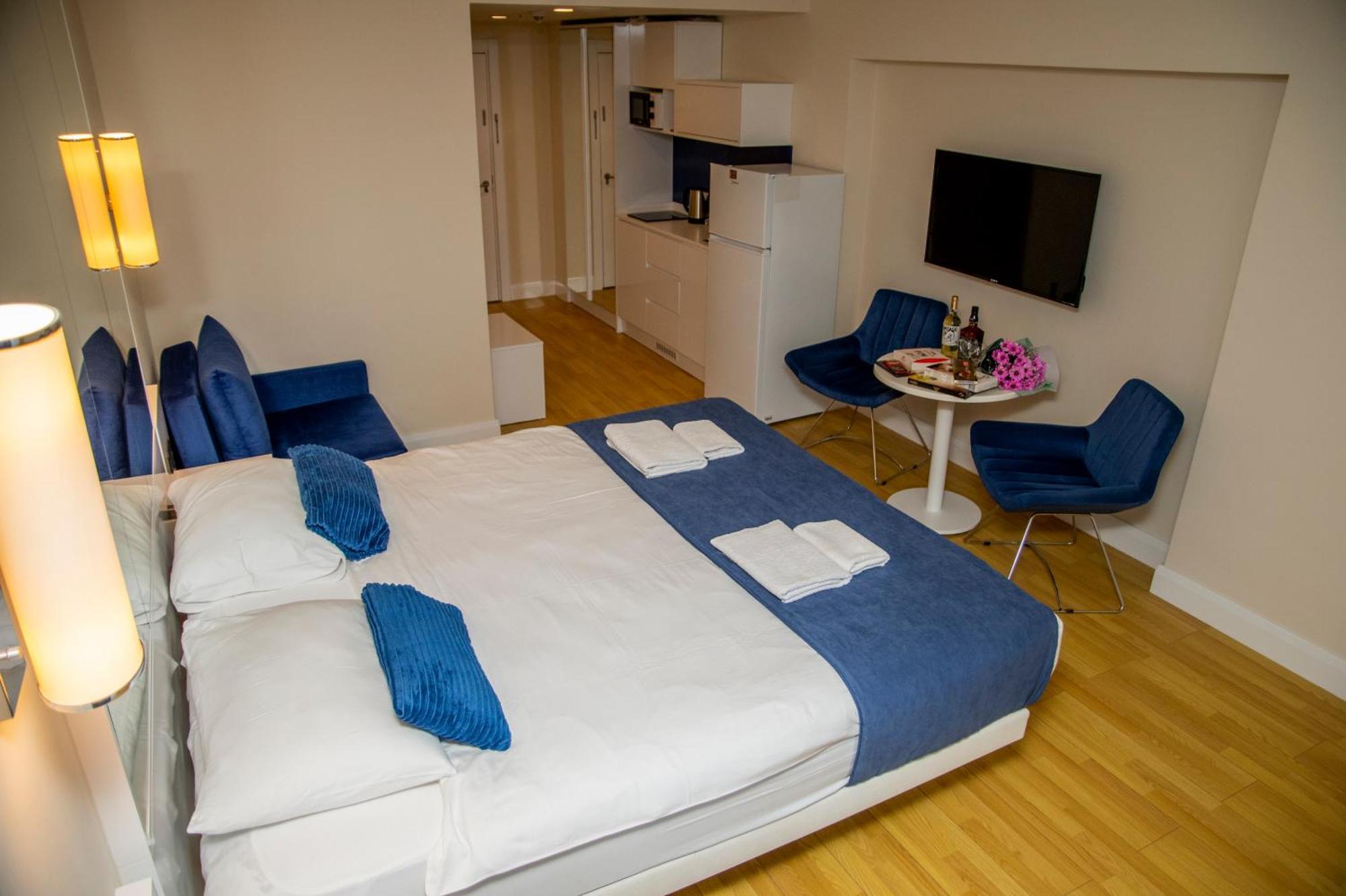 Downtown Centre In Batumi Aparthotel Orbi City In Batoemi Buitenkant foto